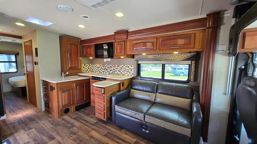 2017 Jayco Precept 31UL — photo 10 of 10