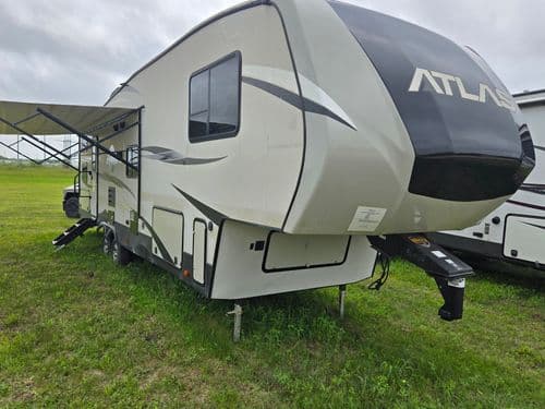 2019 Keystone Atlas 3112BHF_PROD hero