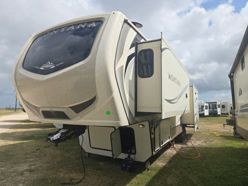 2018 Keystone Montana 3811MS gallery 2