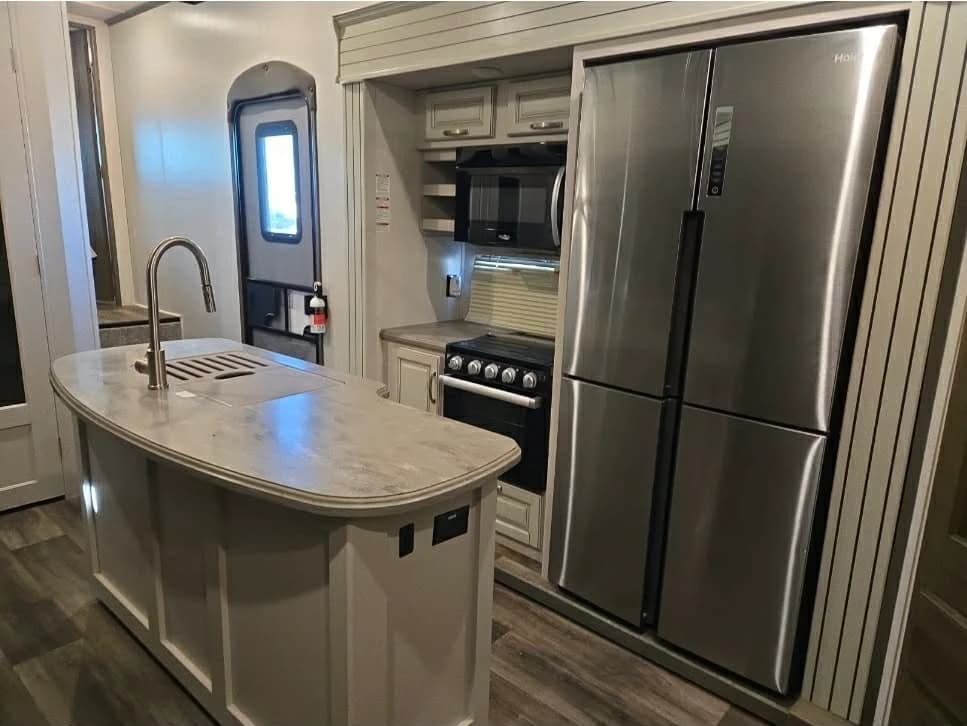 2021 Keystone Rv Company Cougar 364bhl — photo 7 of 11