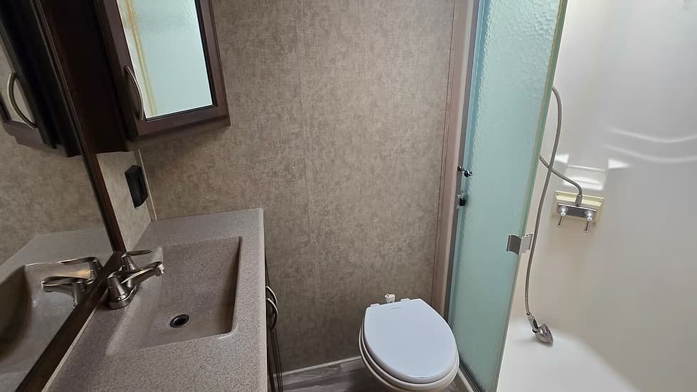 2017 Forest River PRIMETIME SANIBEL3751 — photo 8 of 13