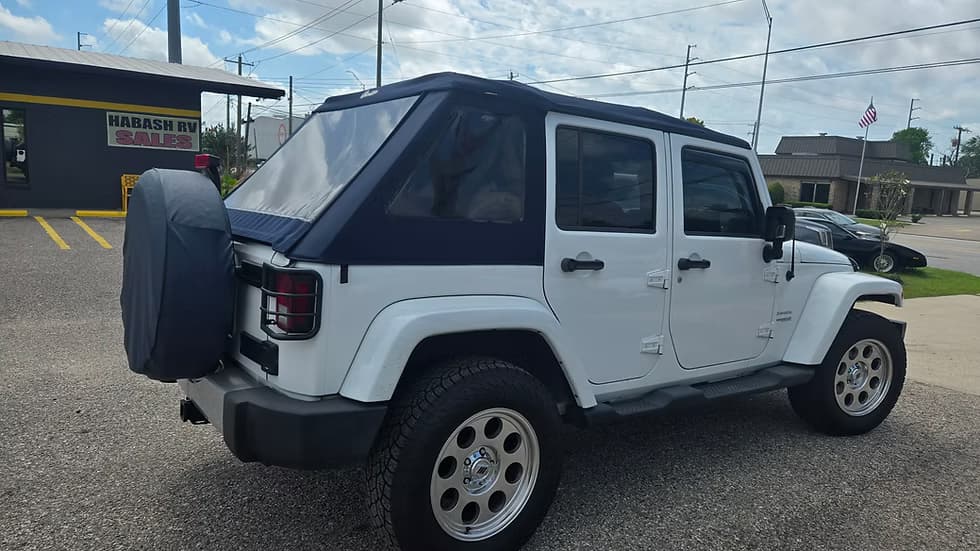 2012 Jeep Wrangler Sahara6Speed — photo 4 of 16