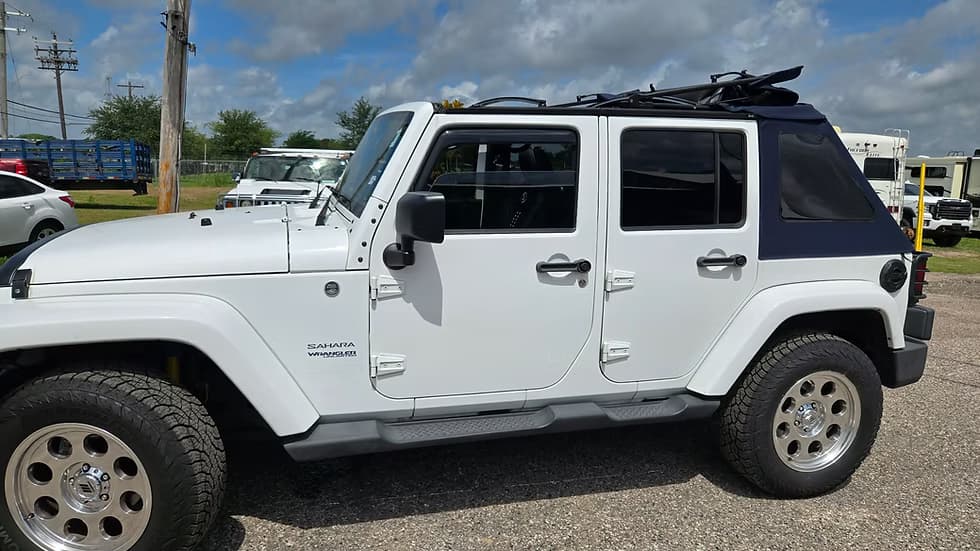 2012 Jeep Wrangler Sahara6Speed — photo 14 of 16