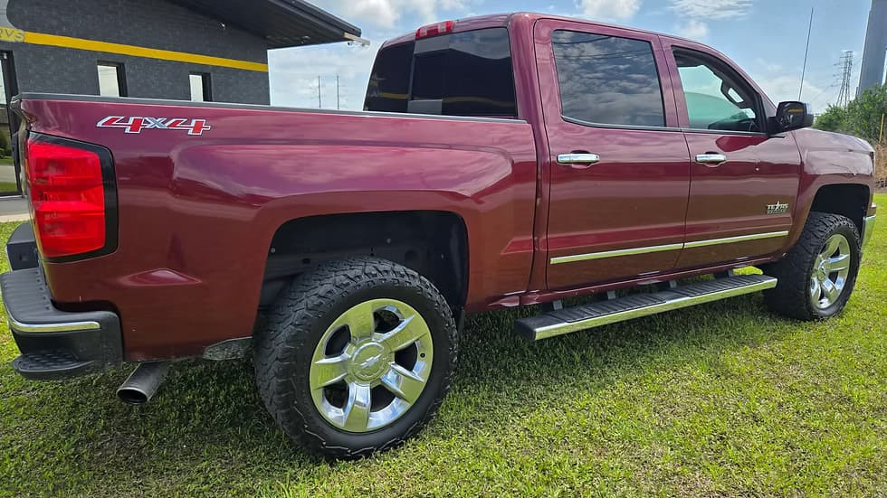 2014 Chevrolet Silverado LTZ4x4 — photo 3 of 11